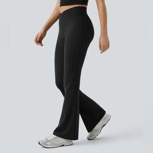 Halara DayStretch Flare Leggings